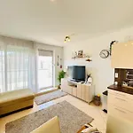 Merland Premium Penthouse - Lakeview 시오포크