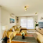 아파트 Merland Premium Penthouse - Lakeview 시오포크