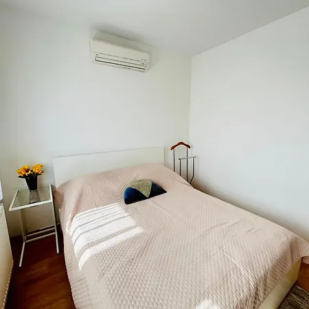 Merland Premium Penthouse - Lakeview