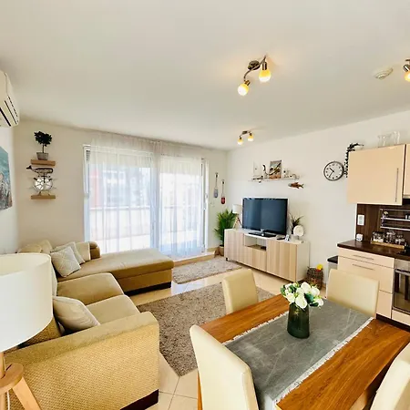 Merland Premium Penthouse - Lakeview Siofok