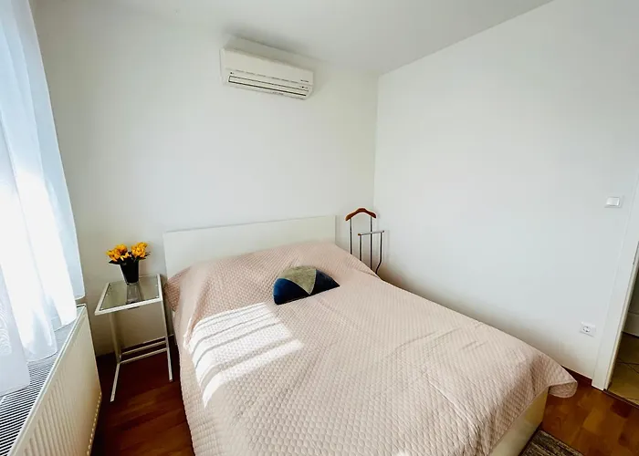 Merland Premium Penthouse - Lakeview