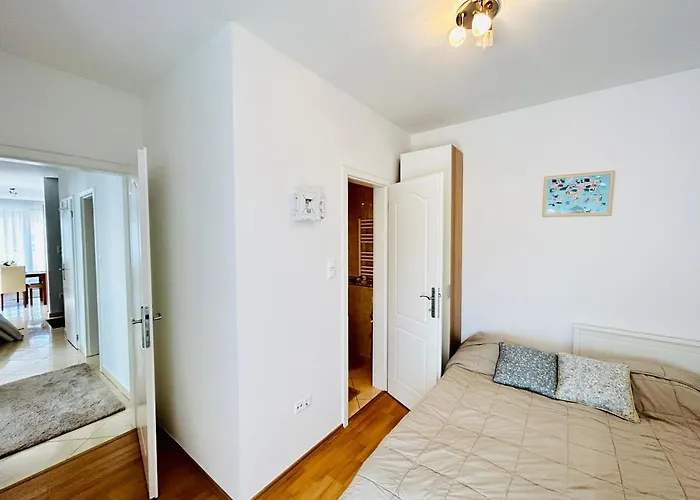 公寓 Merland Premium Penthouse - Lakeview