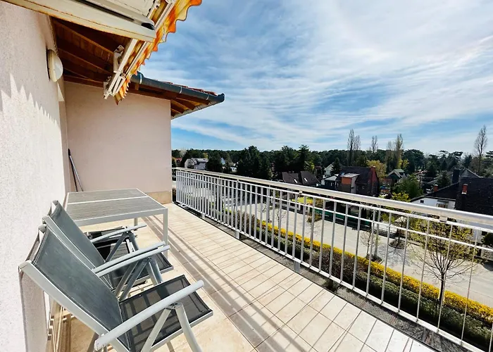 Merland Premium Penthouse - Lakeview